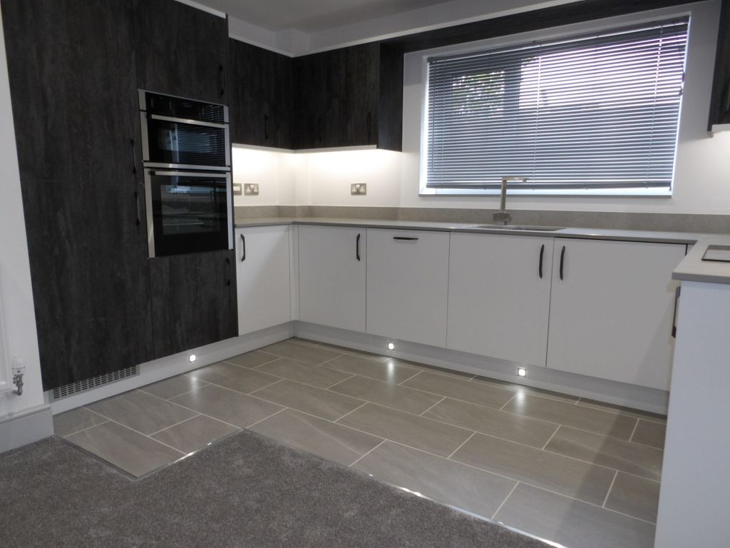 Property photo 2 of 13 2
