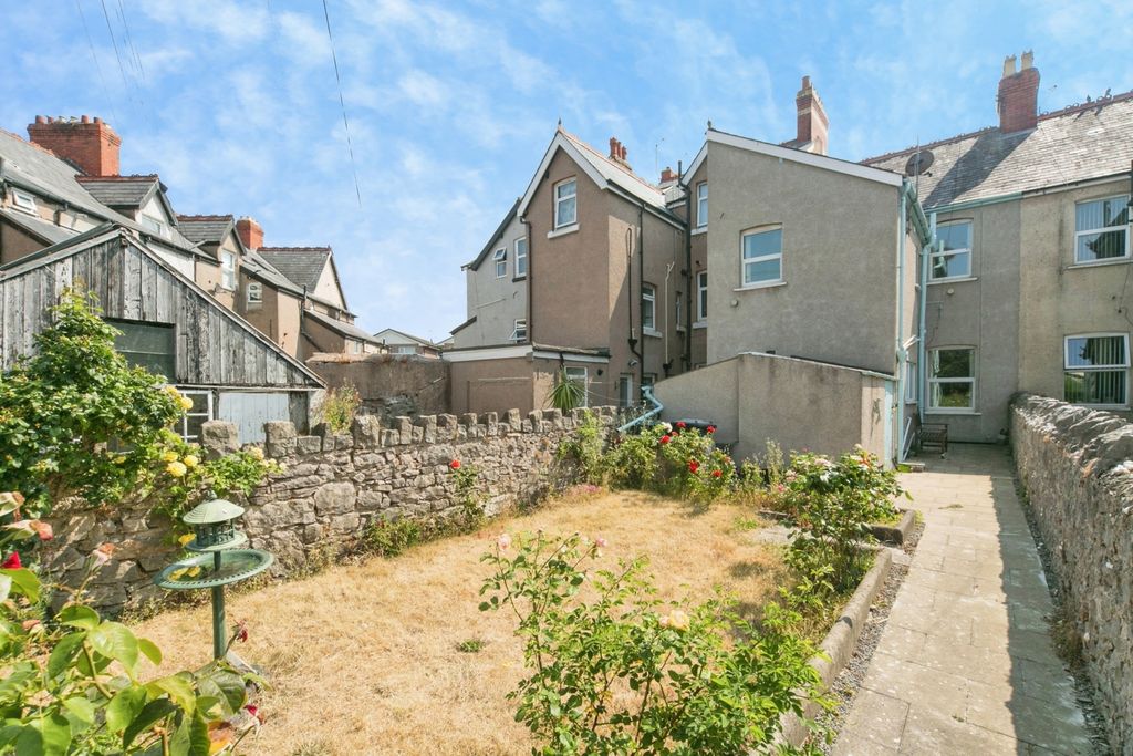 Property photo 2 of 18 Pbox-Img.Jpg