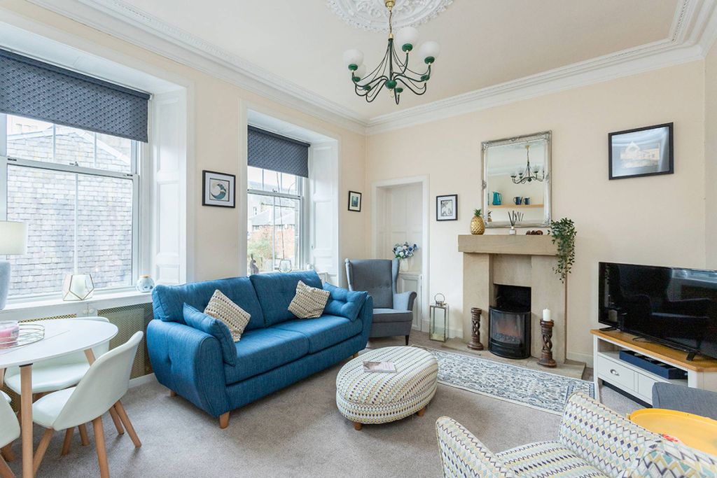 Property photo 2 of 21