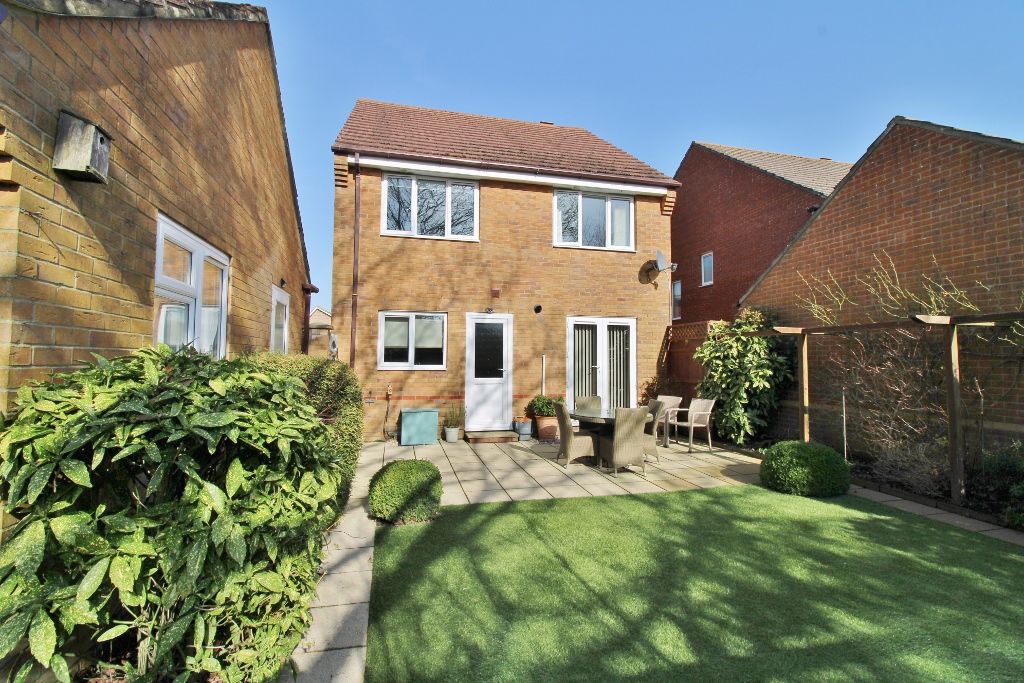 Property photo 2 of 31