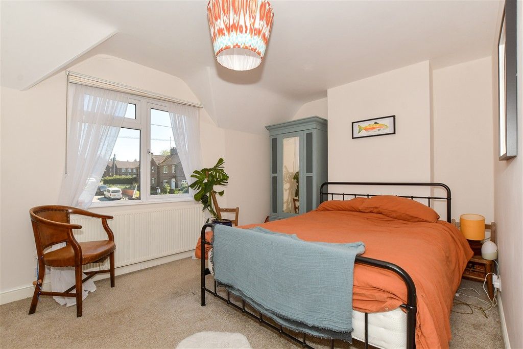 Additional image 6 of 3 bed semi-detached house for saleStation Road, Petworth, West Sussex GU28