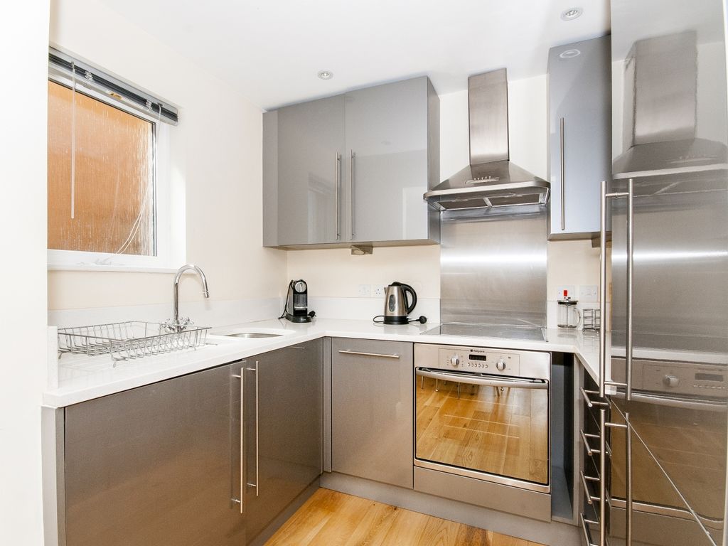 Property photo 2 of 8 Kitchen2