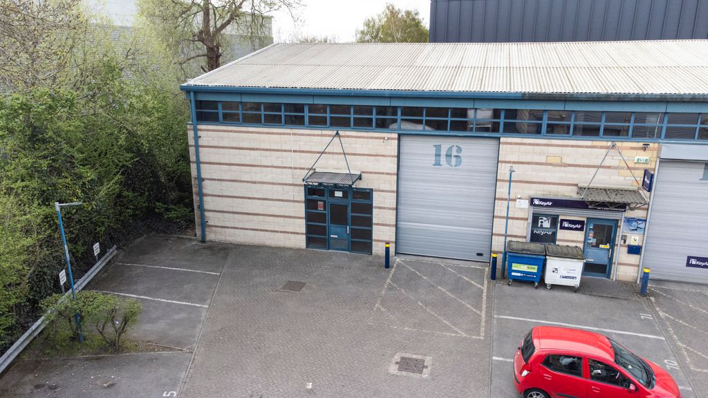 Property photo 3 of 4