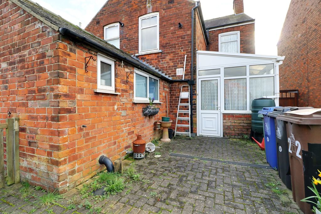 Property photo 2 of 14