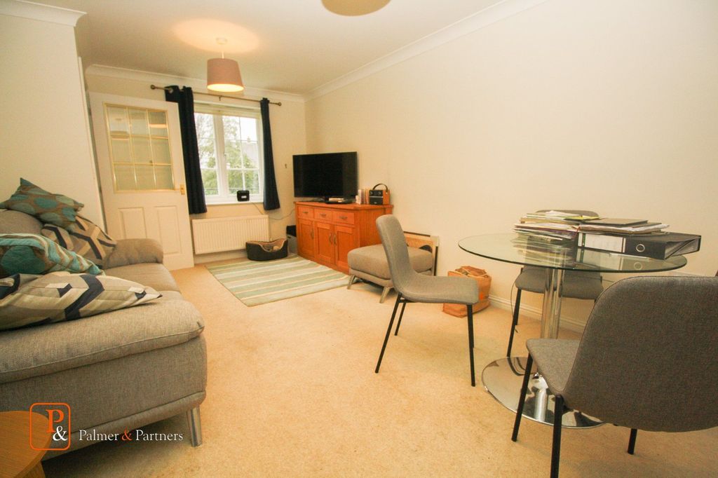Property photo 2 of 6 Reception Room