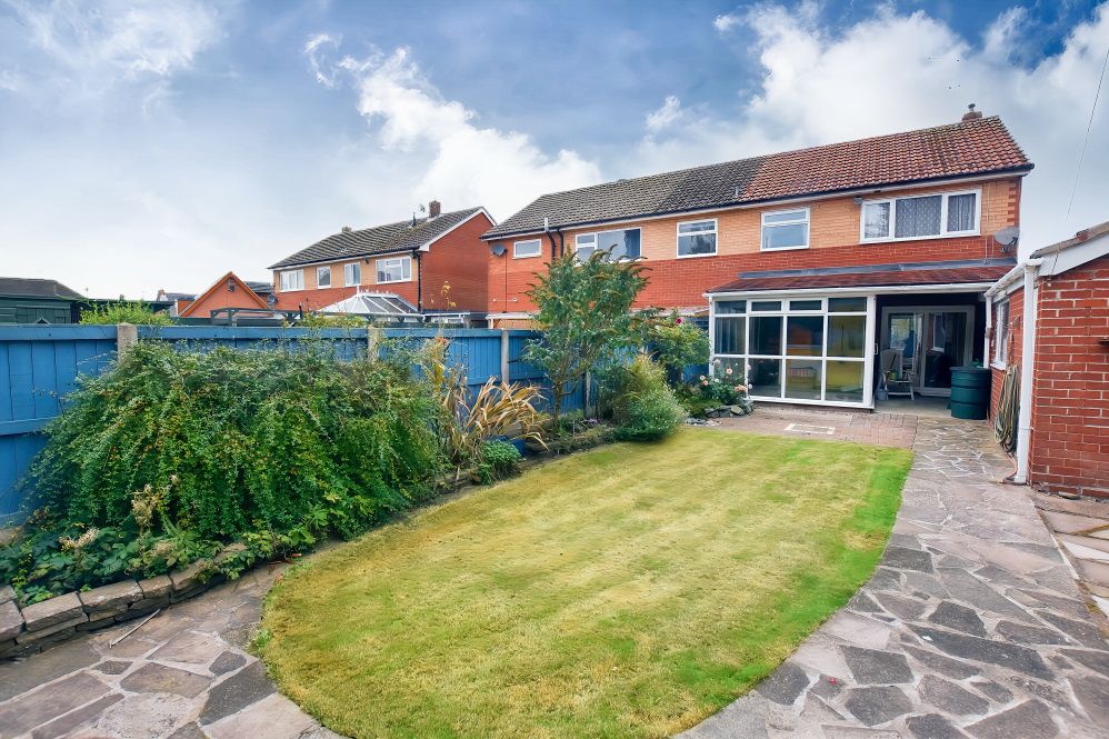 Property photo 2 of 25 Rear Aspect 1