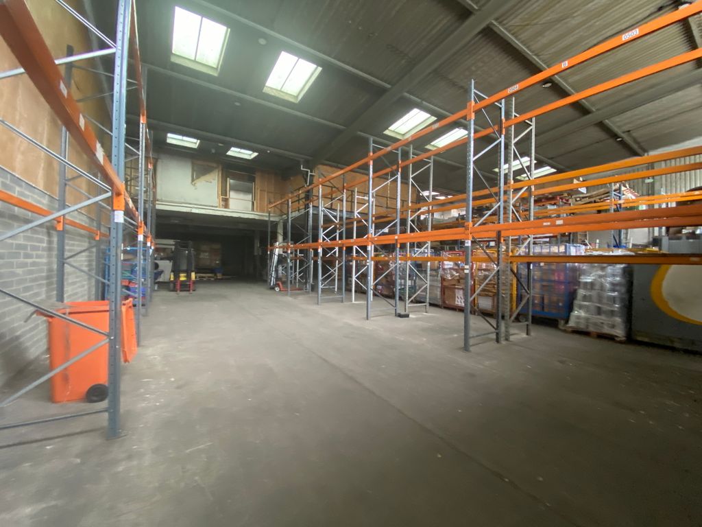 Property photo 3 of 14