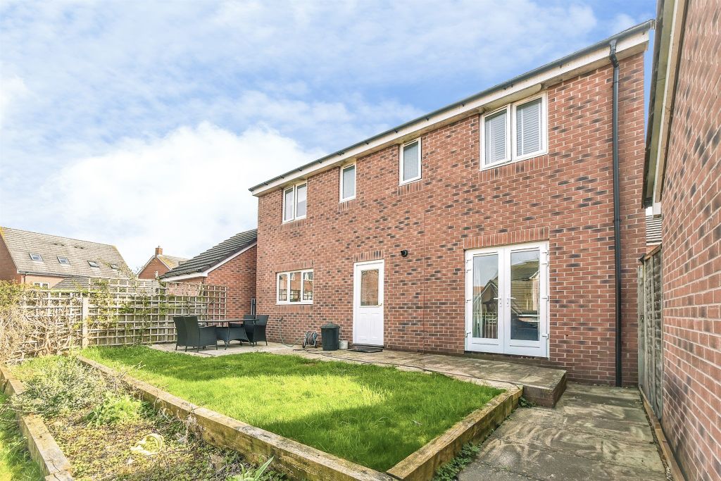 Property photo 3 of 18