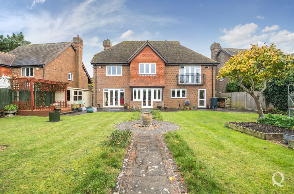 Property photo 1 of 31 47Fd41E9-F5F3-41E...