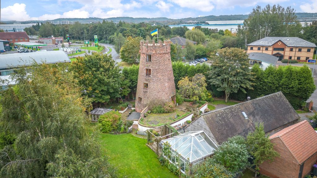 Property photo 1 of 27 3100012
