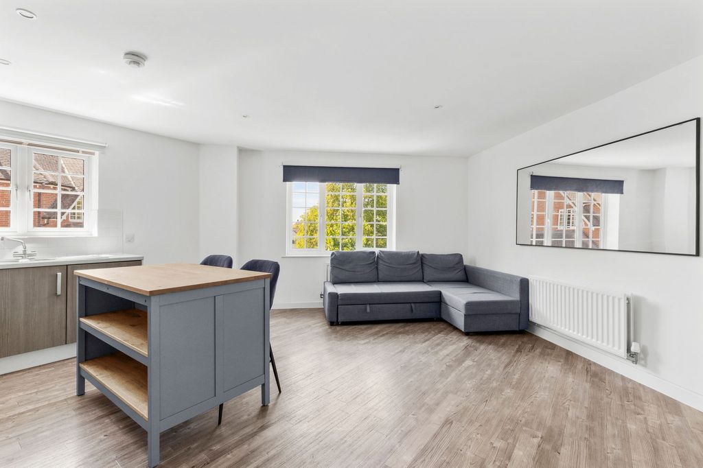 Property photo 3 of 12 Open Plan Living
