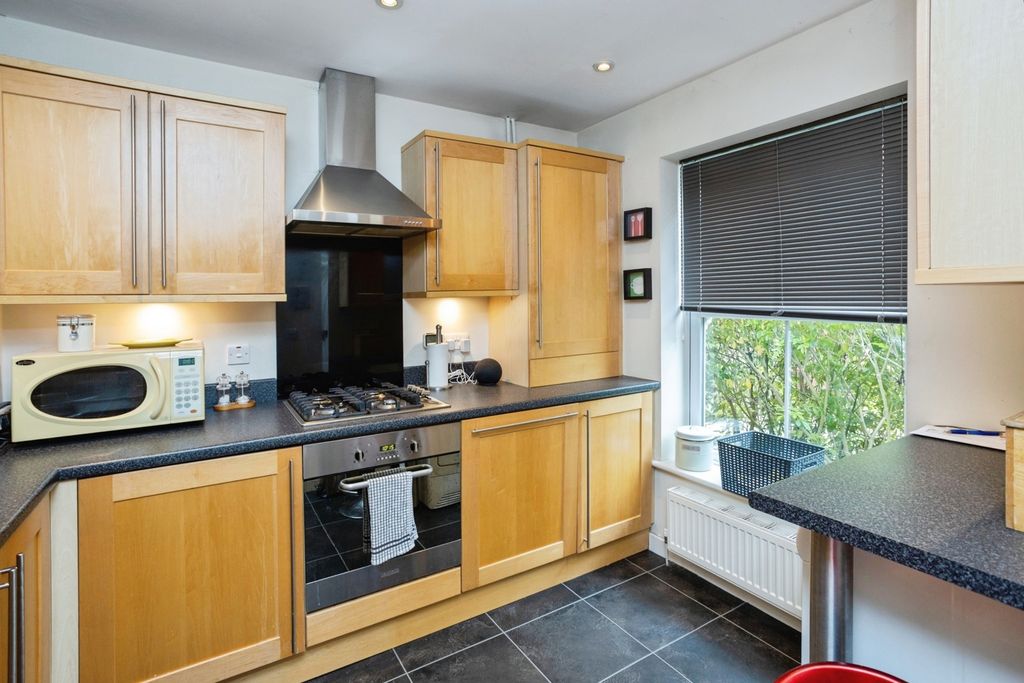 Property photo 3 of 14 Pbox-Img.Jpg