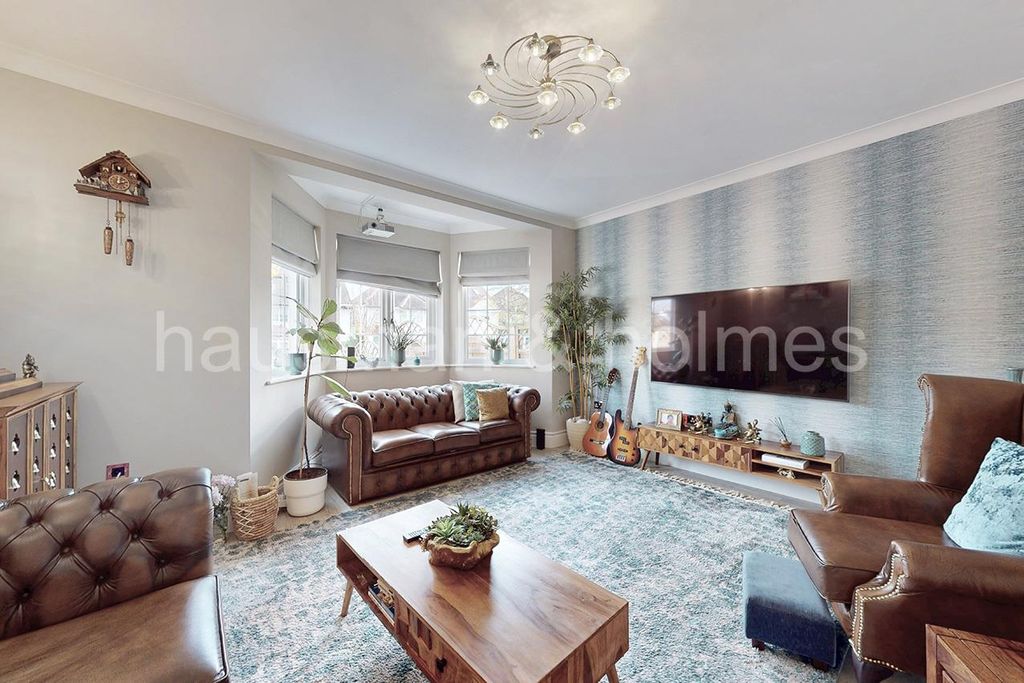 Property photo 2 of 21 W02.Jpg