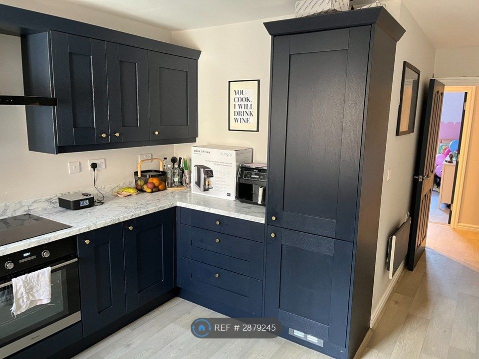 Property photo 3 of 22 Kitchen