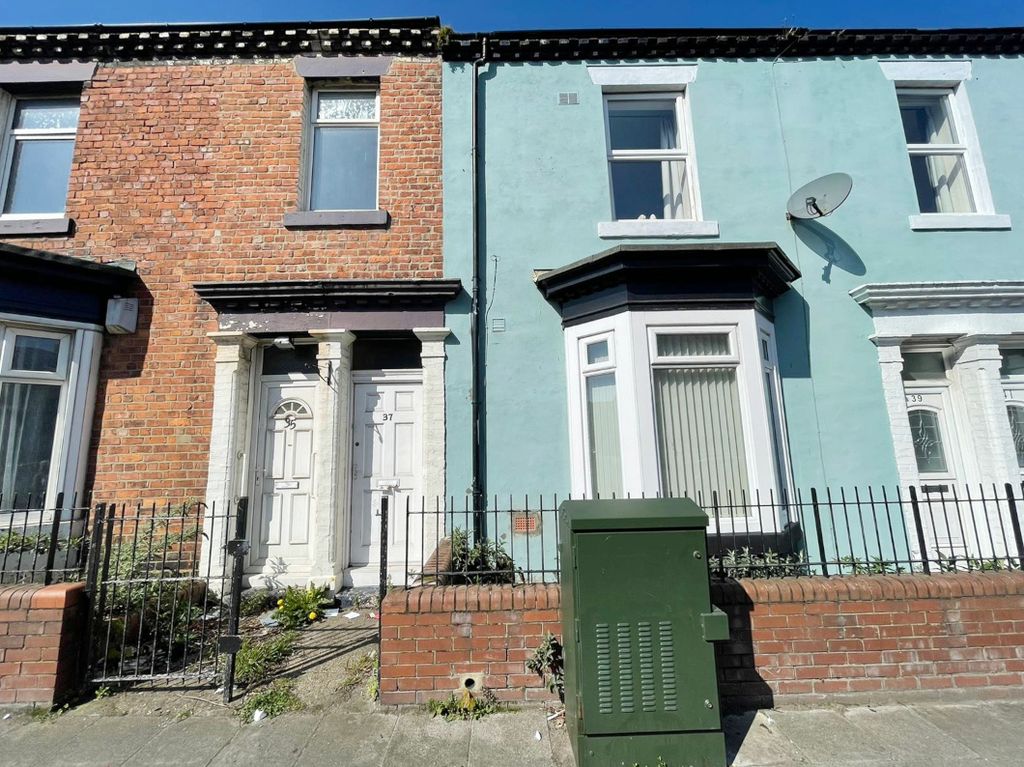 Property photo 1 of 9 Photo 01