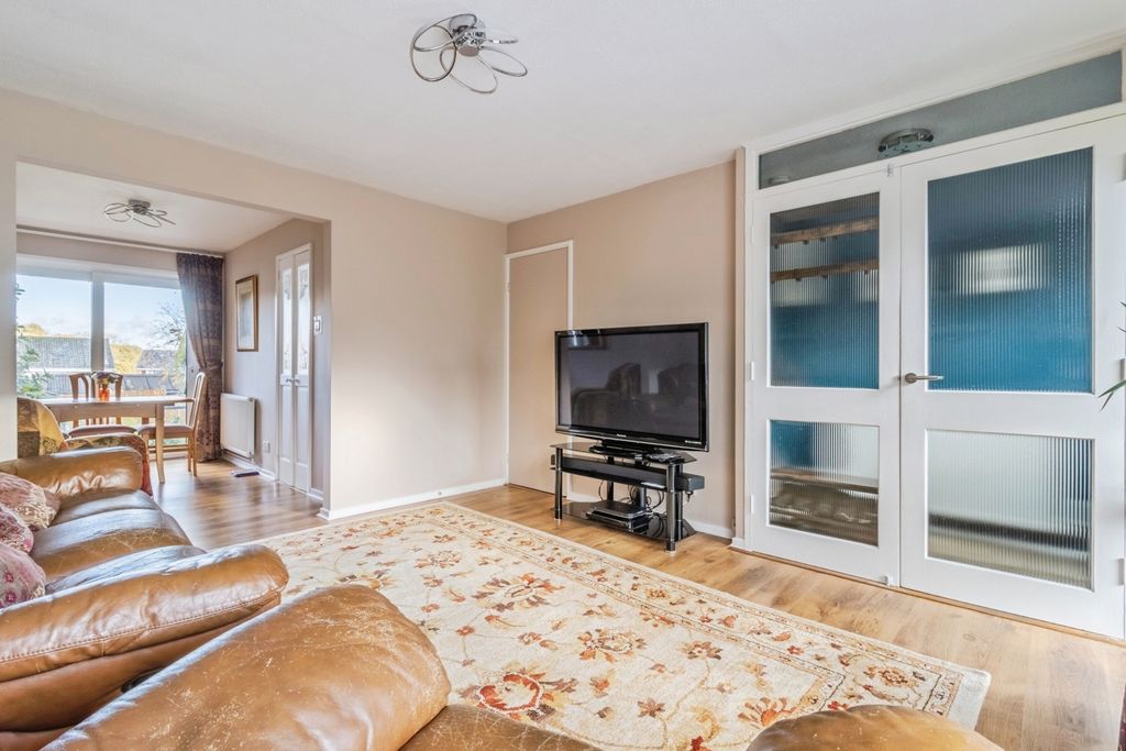 Property photo 2 of 18 Photo