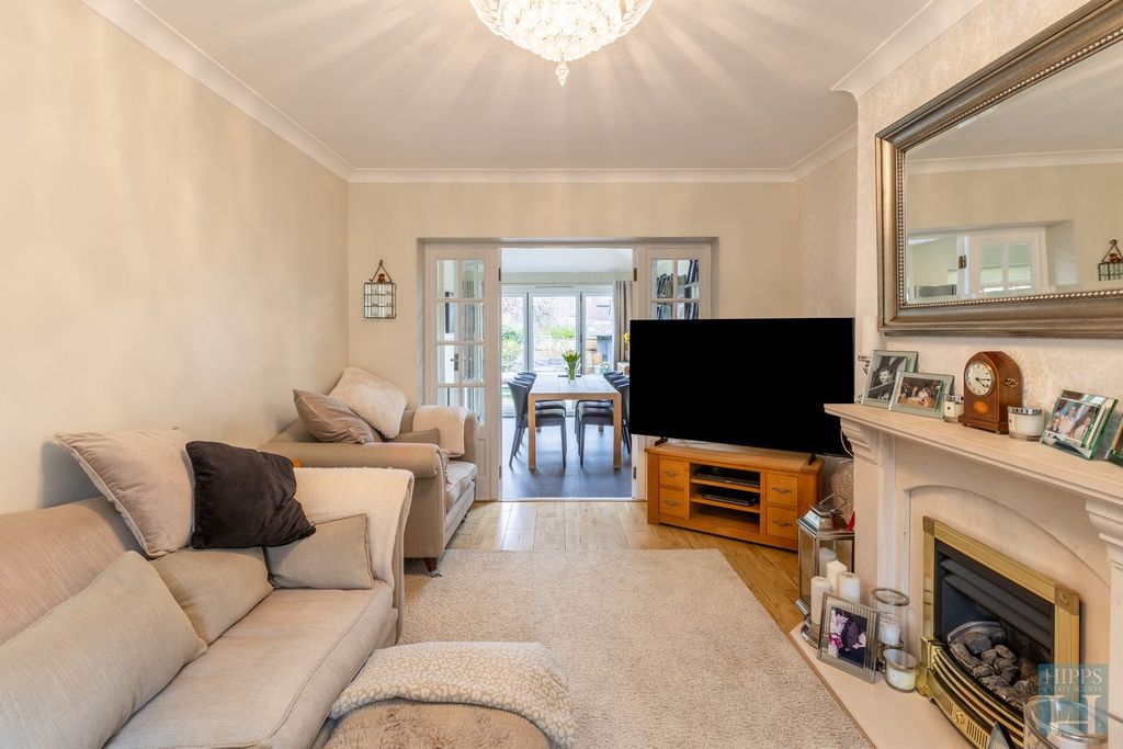 Property photo 3 of 26