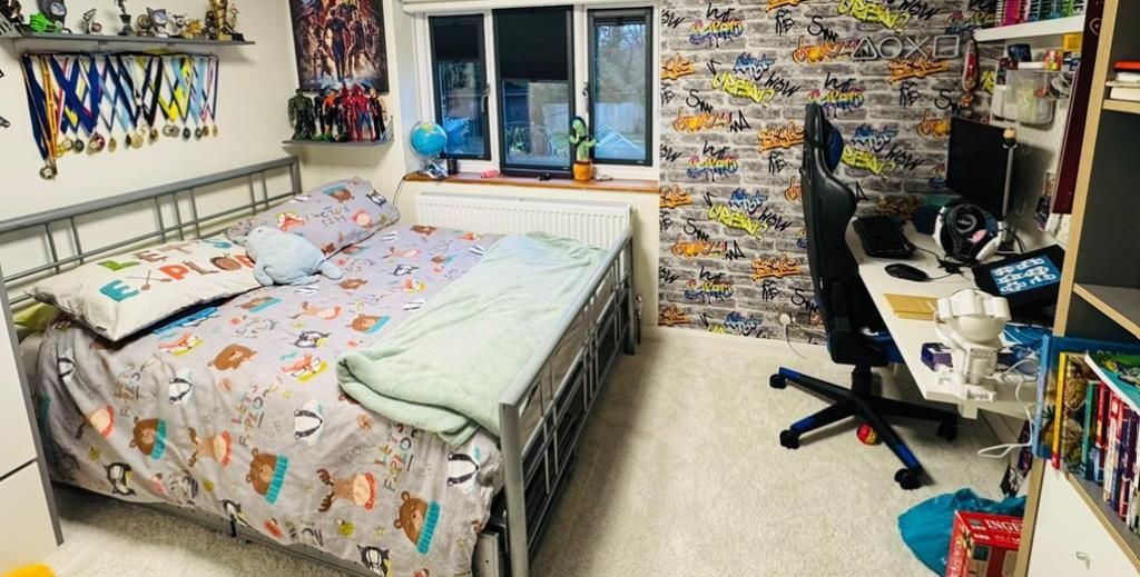 Property photo 3 of 12 Bedroom