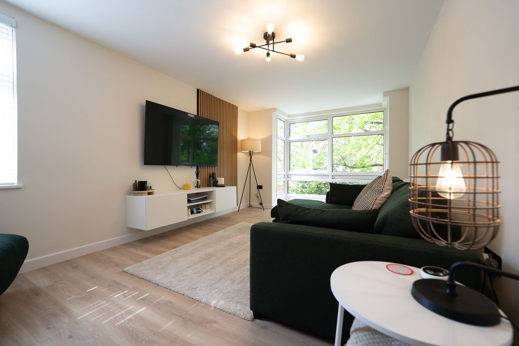 Property photo 2 of 12 Dsc03624