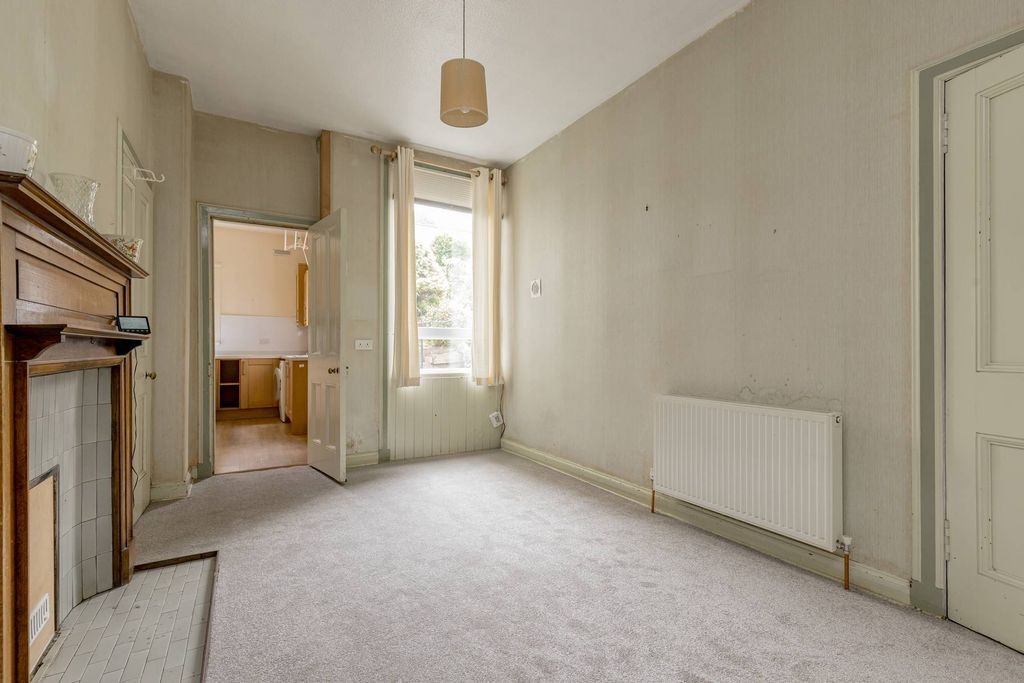 Property photo 3 of 17 Property Image 3