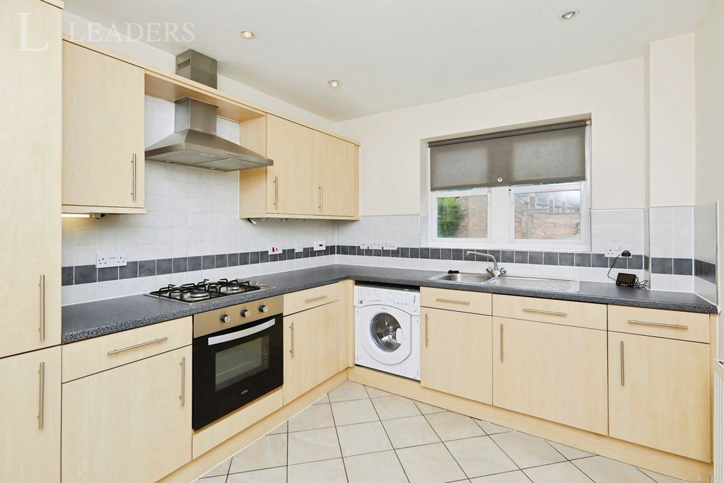 Property photo 3 of 11 Pbox-Img.Jpg