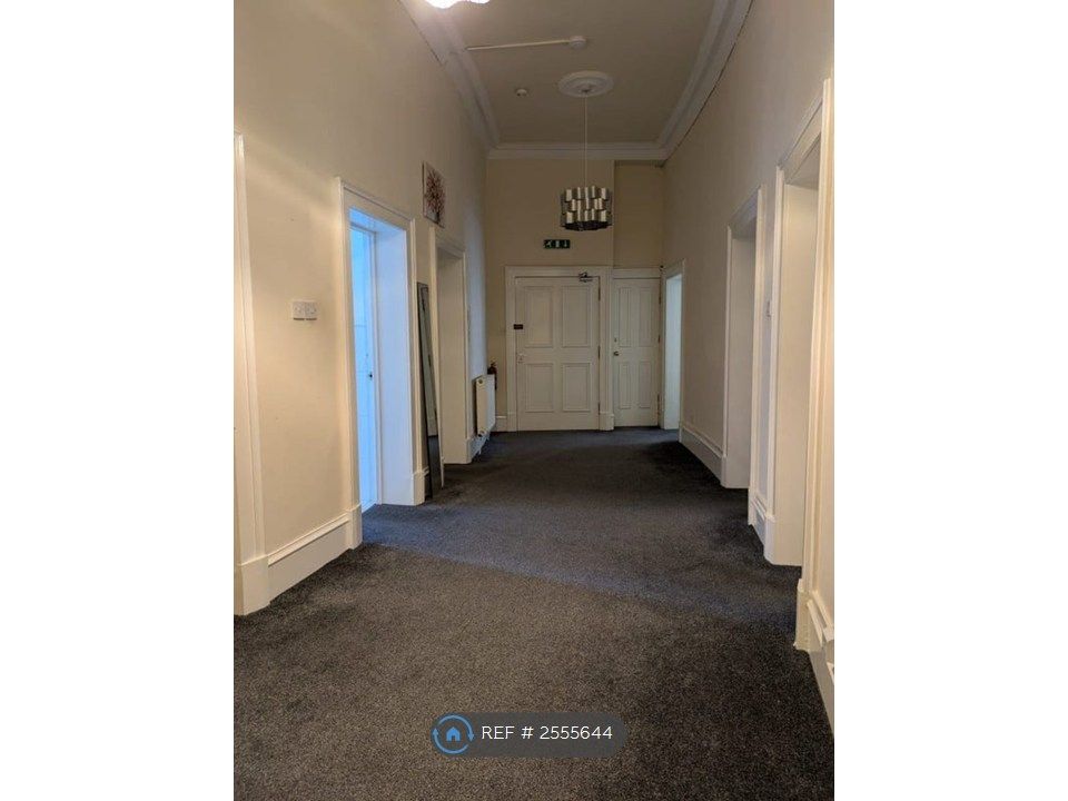Property photo 3 of 25