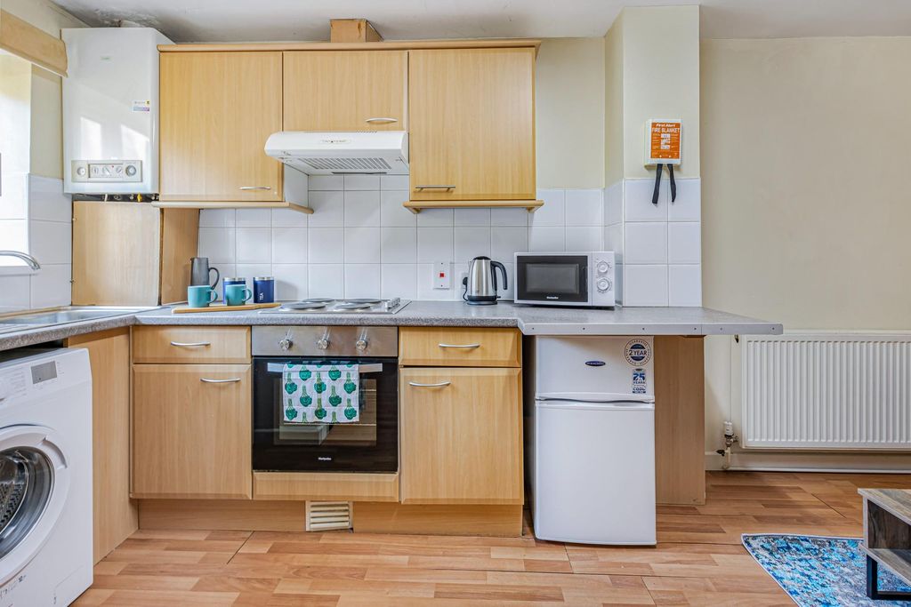 Property photo 2 of 8 Property Photo