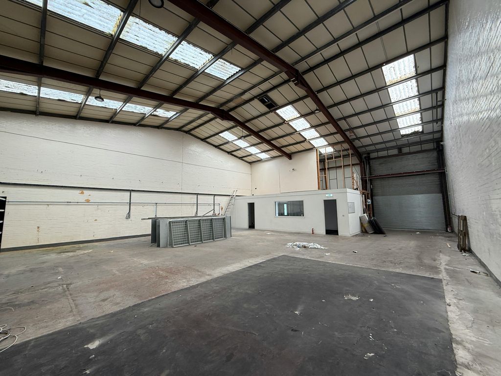 Property photo 3 of 8 Img_8465.Jpg