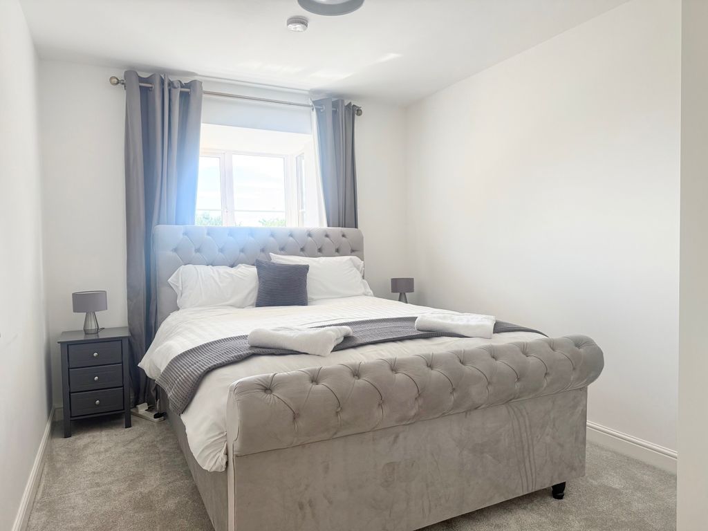 Property photo 3 of 12 Img_3890