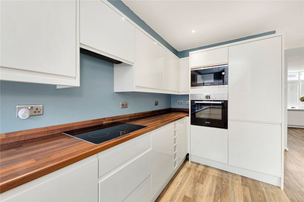 Property photo 3 of 15 Picture No. 04