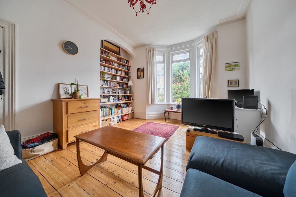 Property photo 2 of 14 Reception