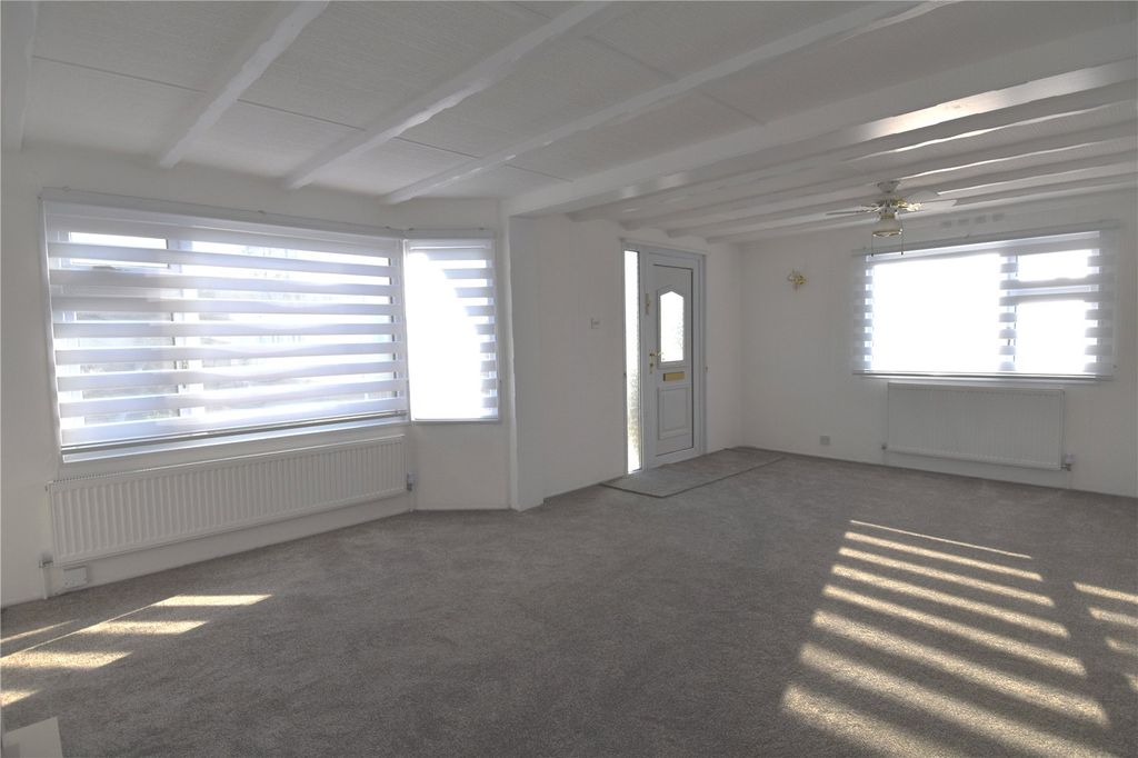 Property photo 3 of 23 Picture No. 70