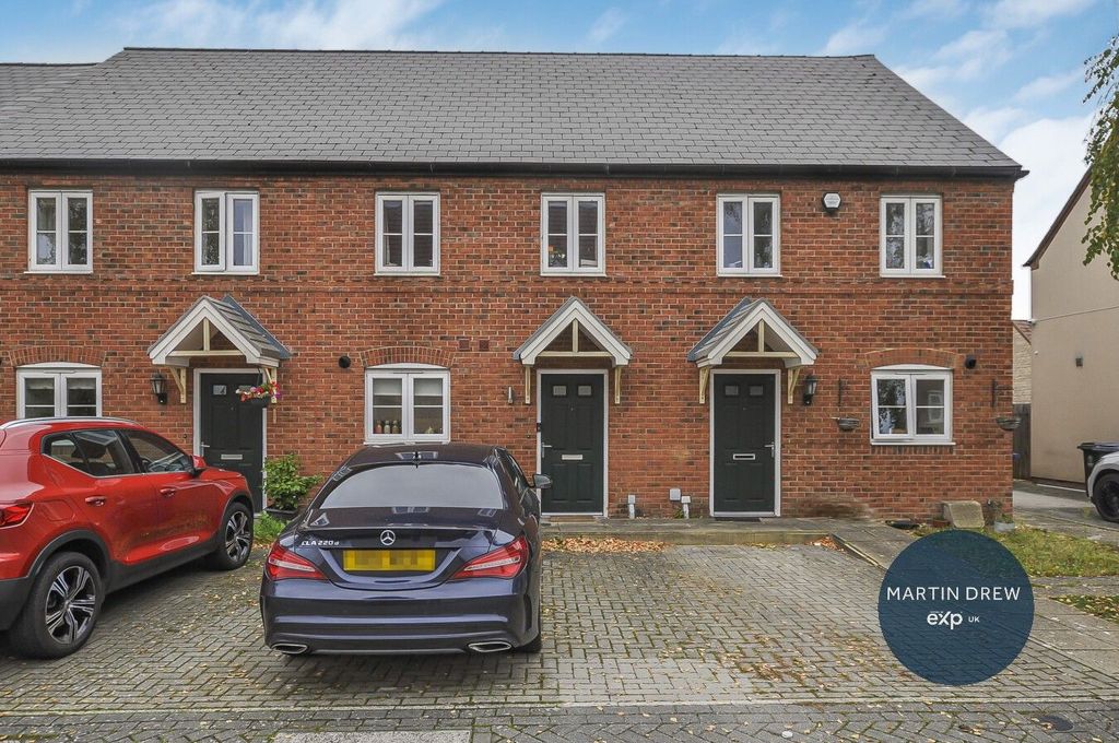 Property photo 1 of 9