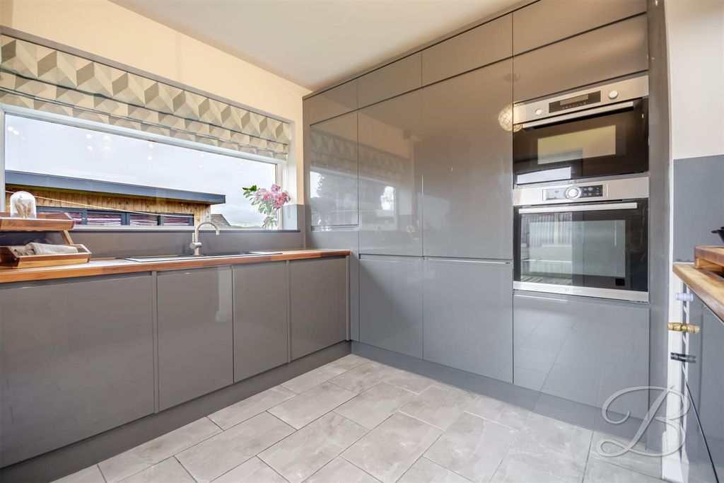 Property photo 3 of 24 Ccltd-17.Jpg