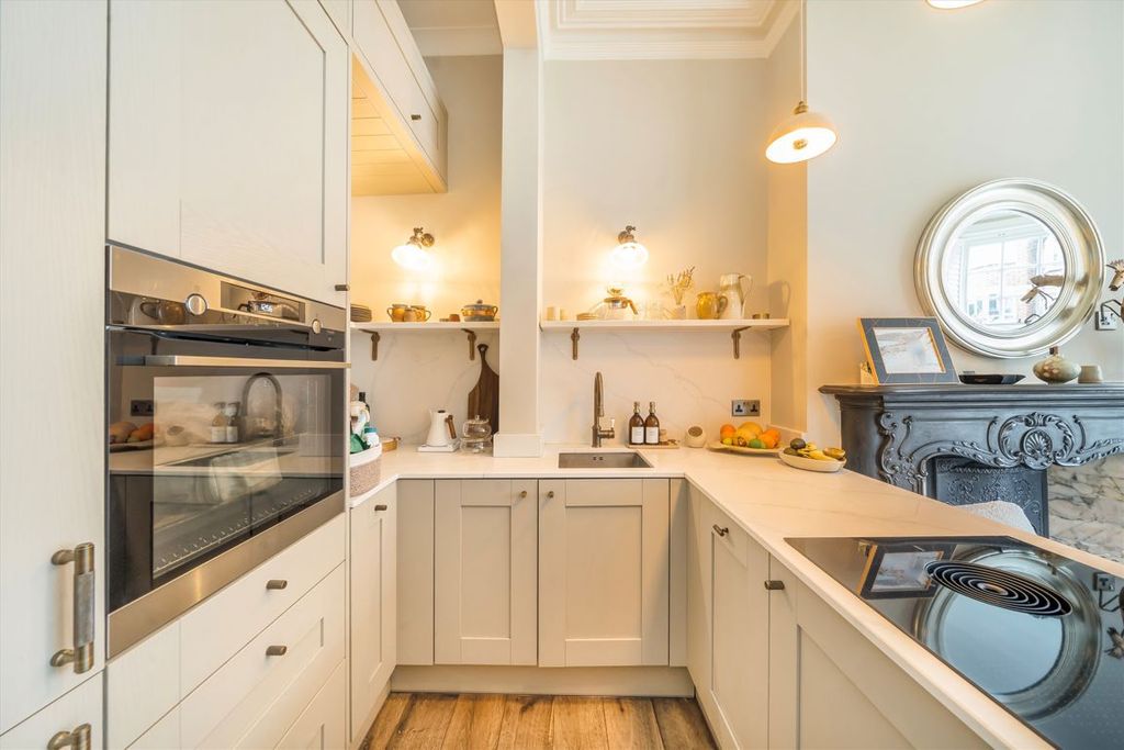 Property photo 3 of 5