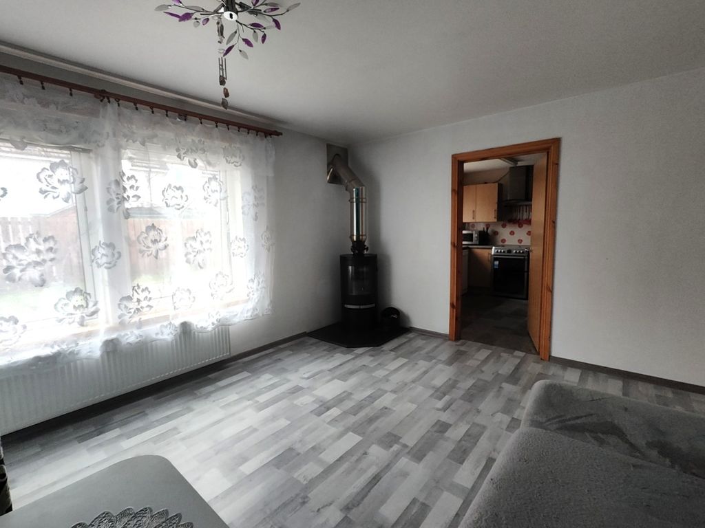 2 bed flat for saleBynack More, Aviemore PH22 photo 5