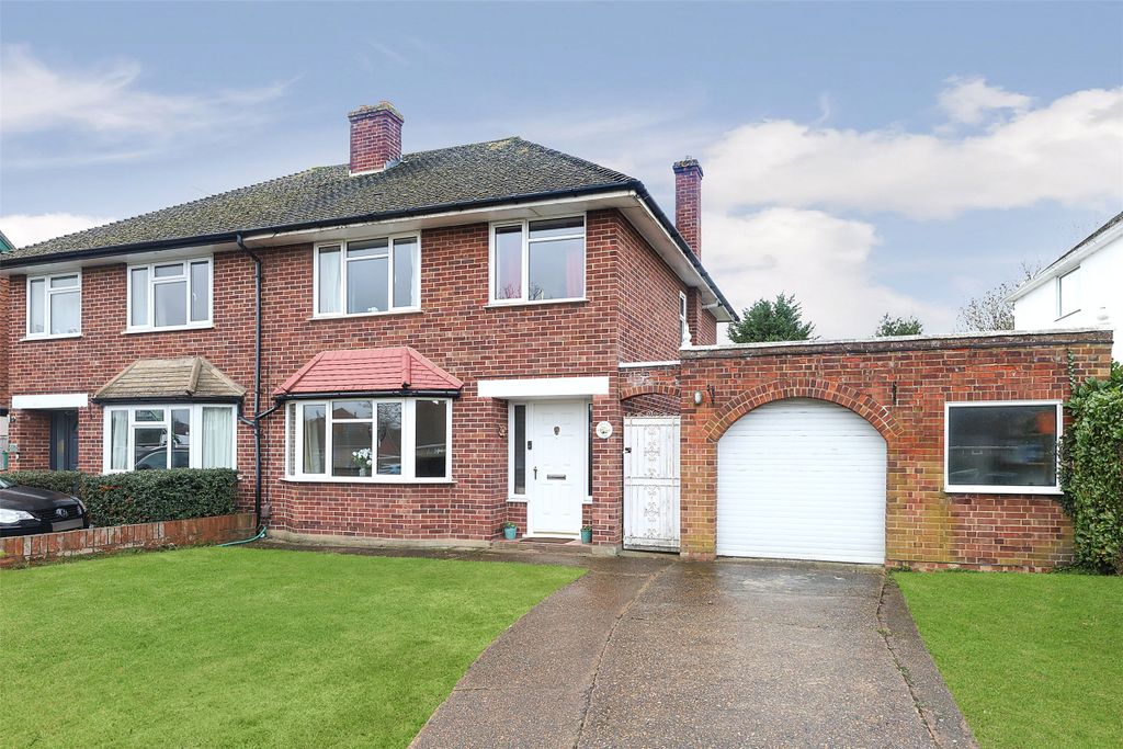 Property photo 1 of 14 Front Aspect