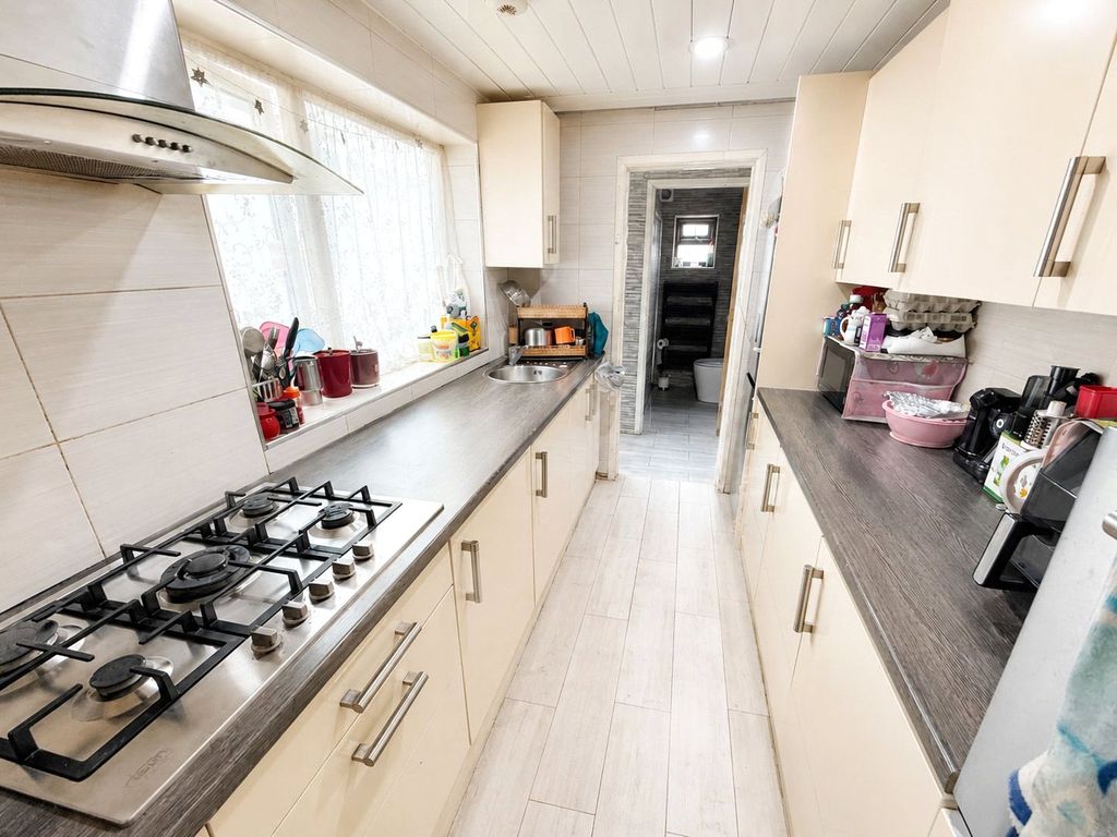 Property photo 1 of 8 Picture No. 08