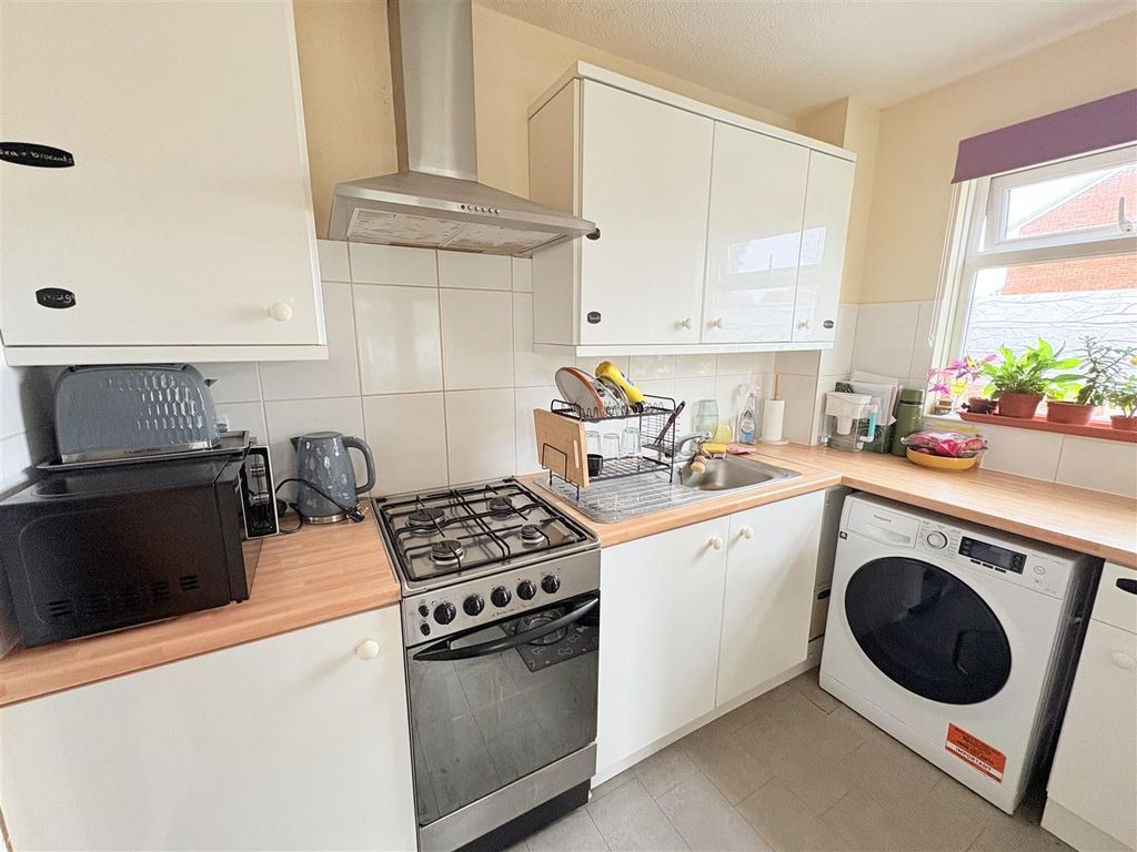 Property photo 3 of 8 Img_9433.Jpg