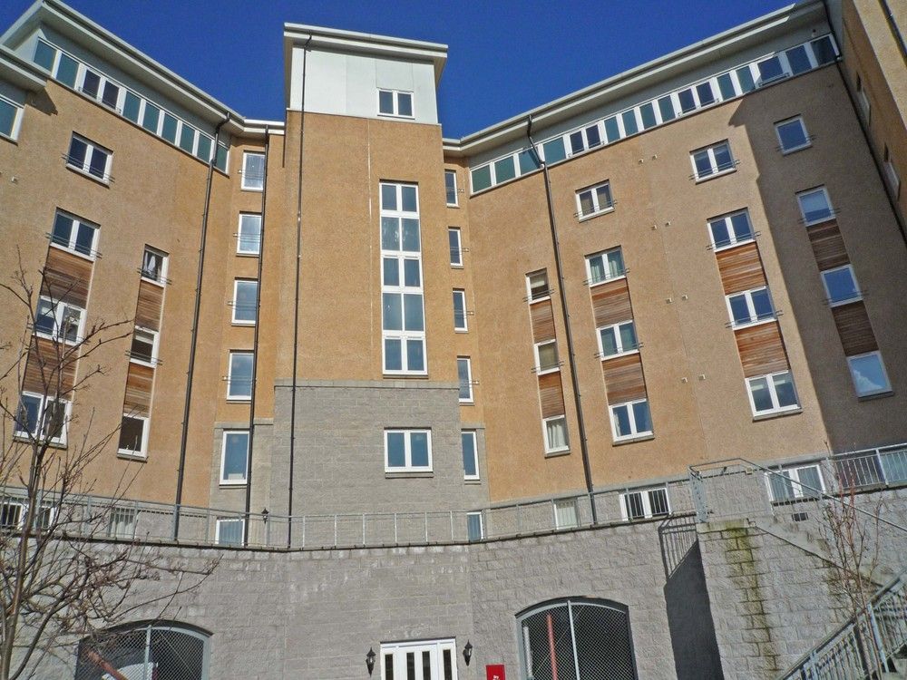 Property photo 1 of 6 Portlandst75