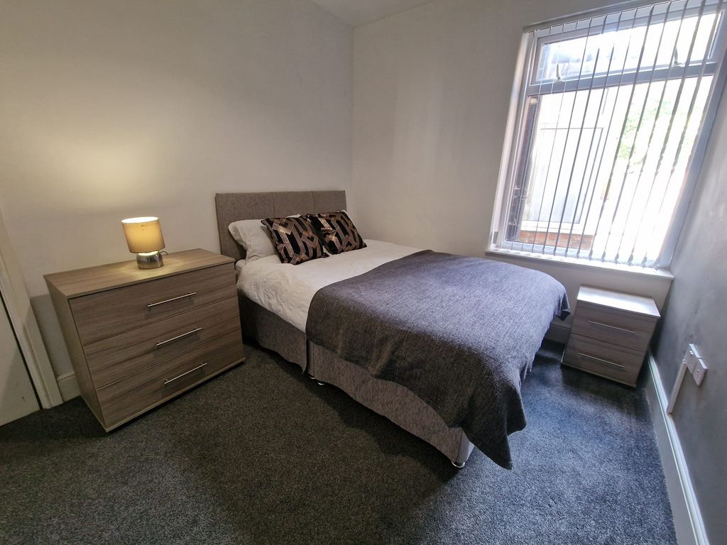 Property photo 1 of 4