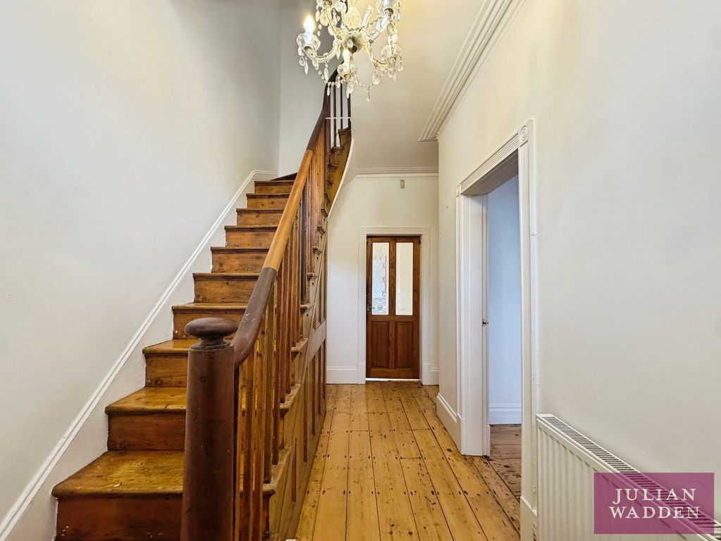 Property photo 2 of 14 Picture No. 28