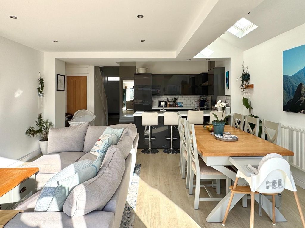 Property photo 3 of 25 Open Plan Lounge/Dining/Kitchen