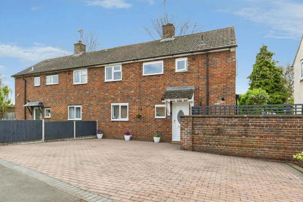 Property photo 1 of 27