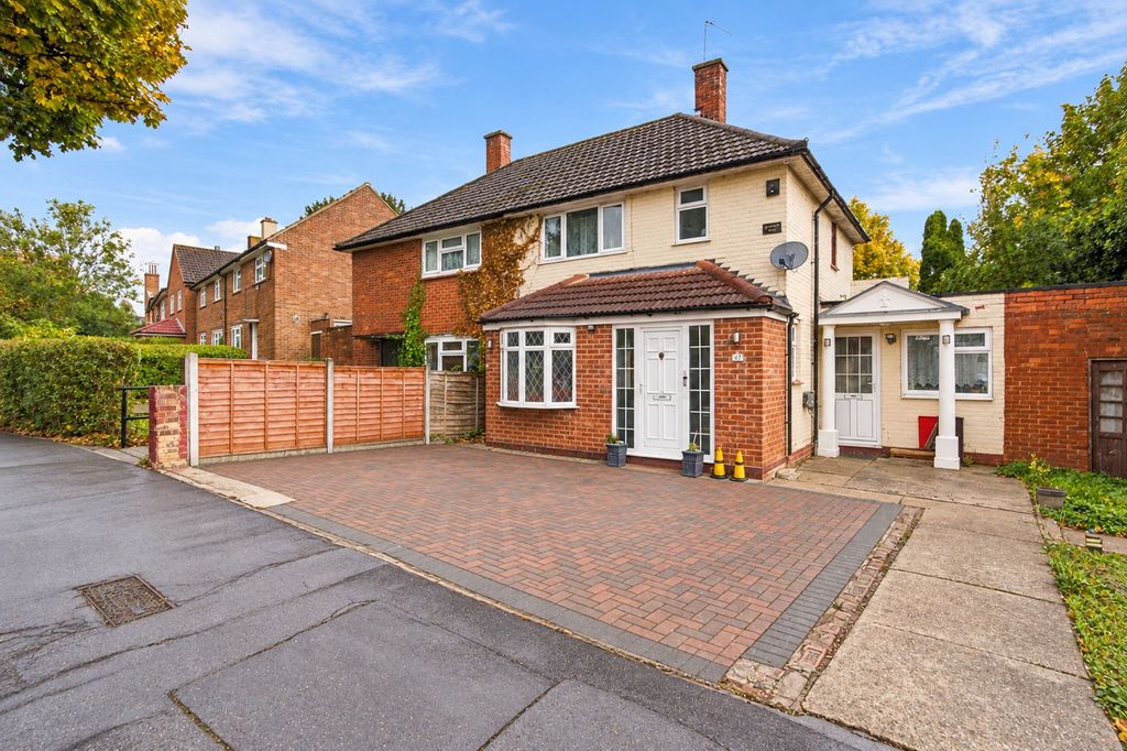 Property photo 1 of 13