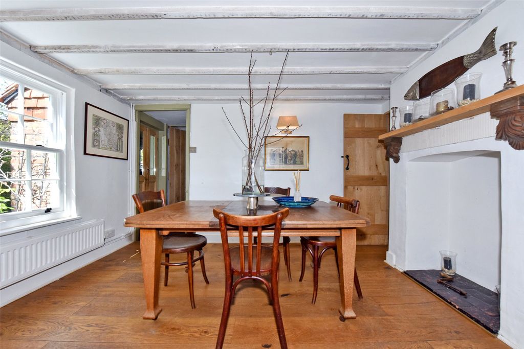 Property photo 2 of 15 Picture No. 02