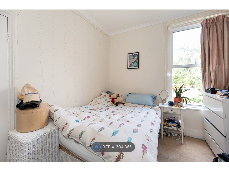 Property photo 3 of 20