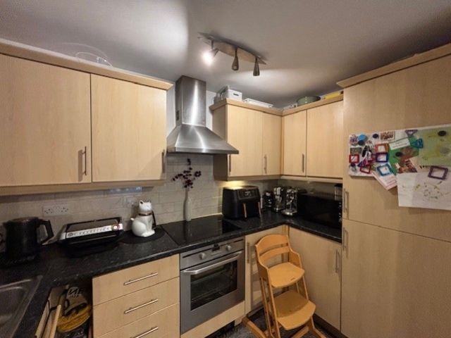 Property photo 3 of 10 62 Bbw Kitchen 2