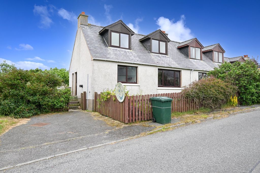 Property photo 1 of 31