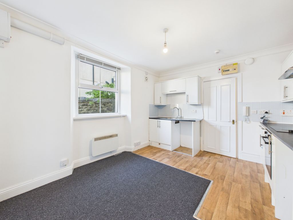 Property photo 1 of 14 Cam03974G0-Pr0299-Still002